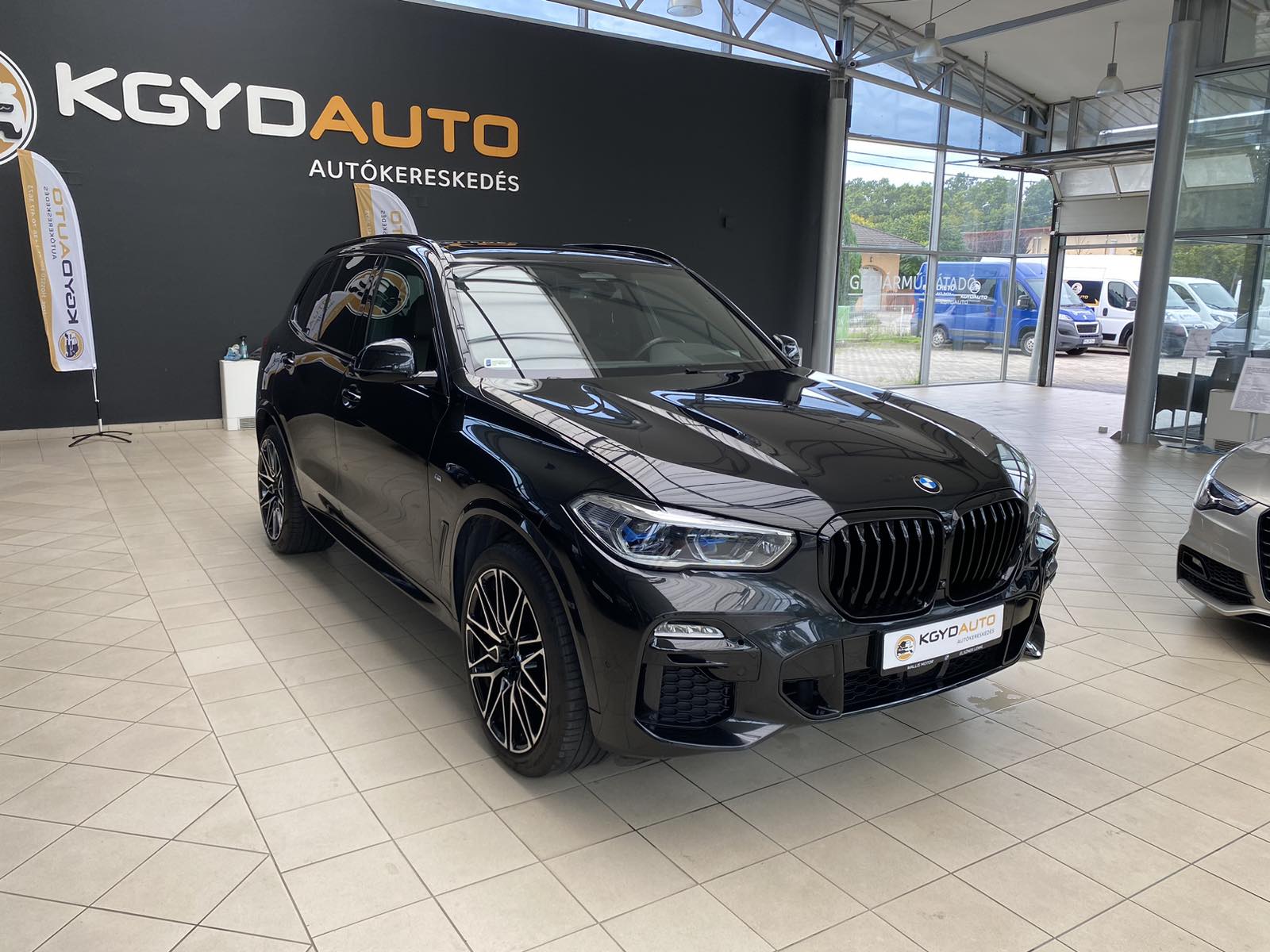 Read more about the article BMW X7